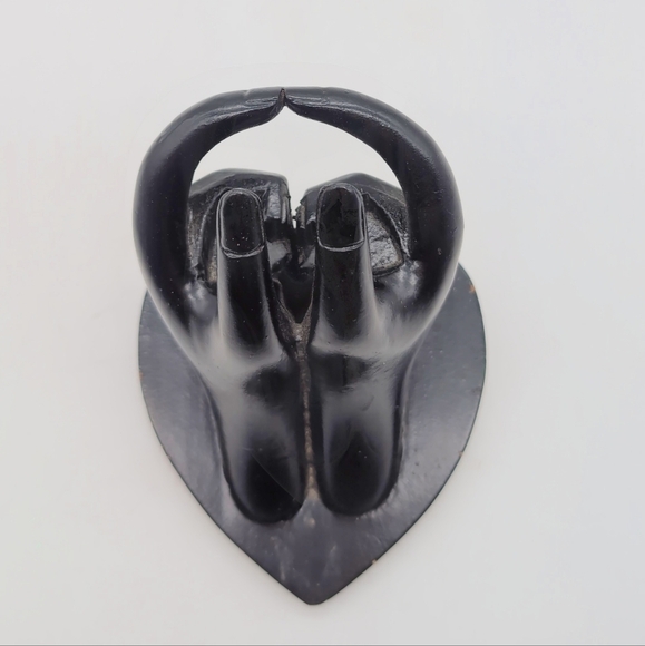 Black Heart And Hand Business Card Holder Gesture Sculpture - Picture 2 of 8